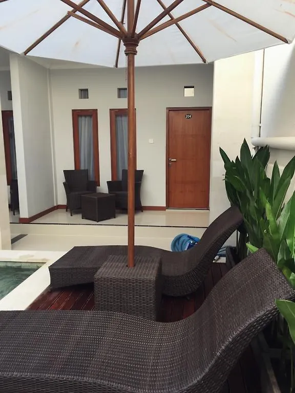 Tom Guest House Legian