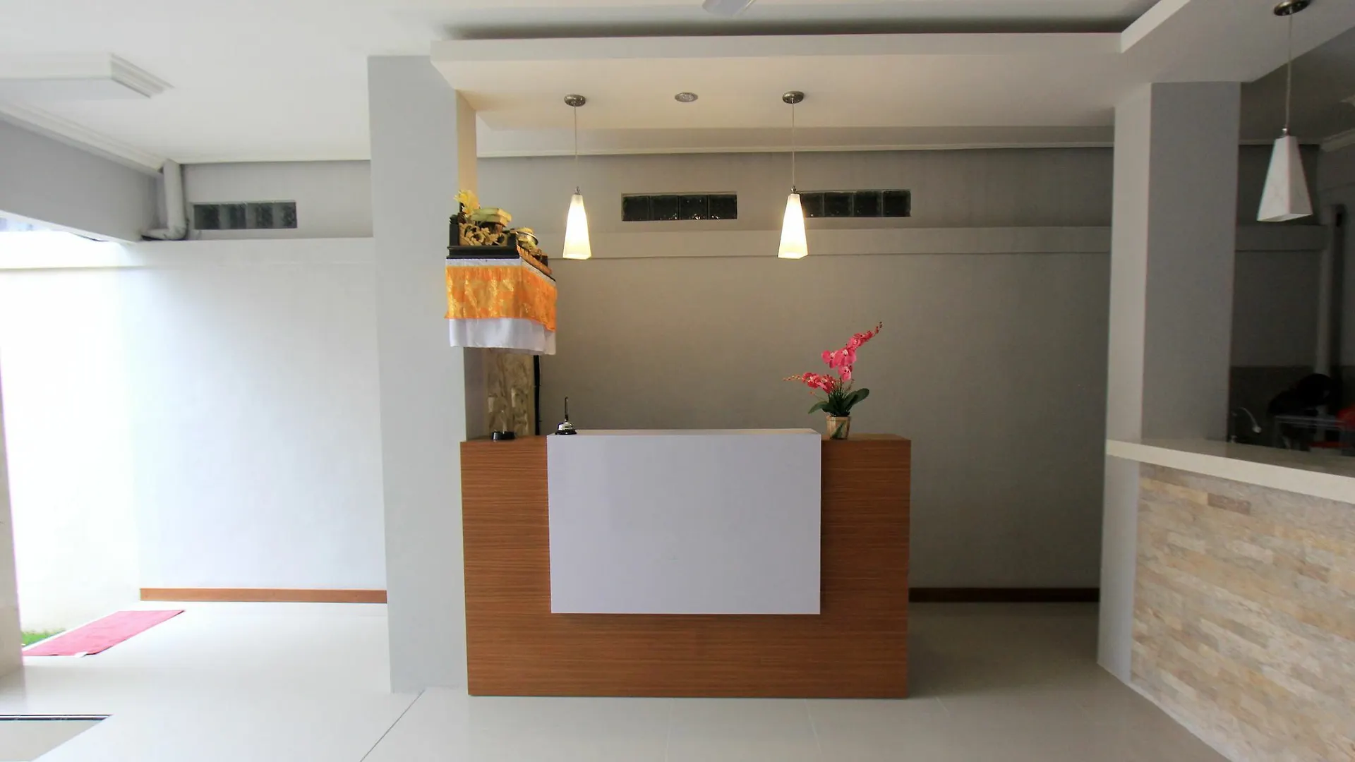Tom Guest House Legian  Indonesia